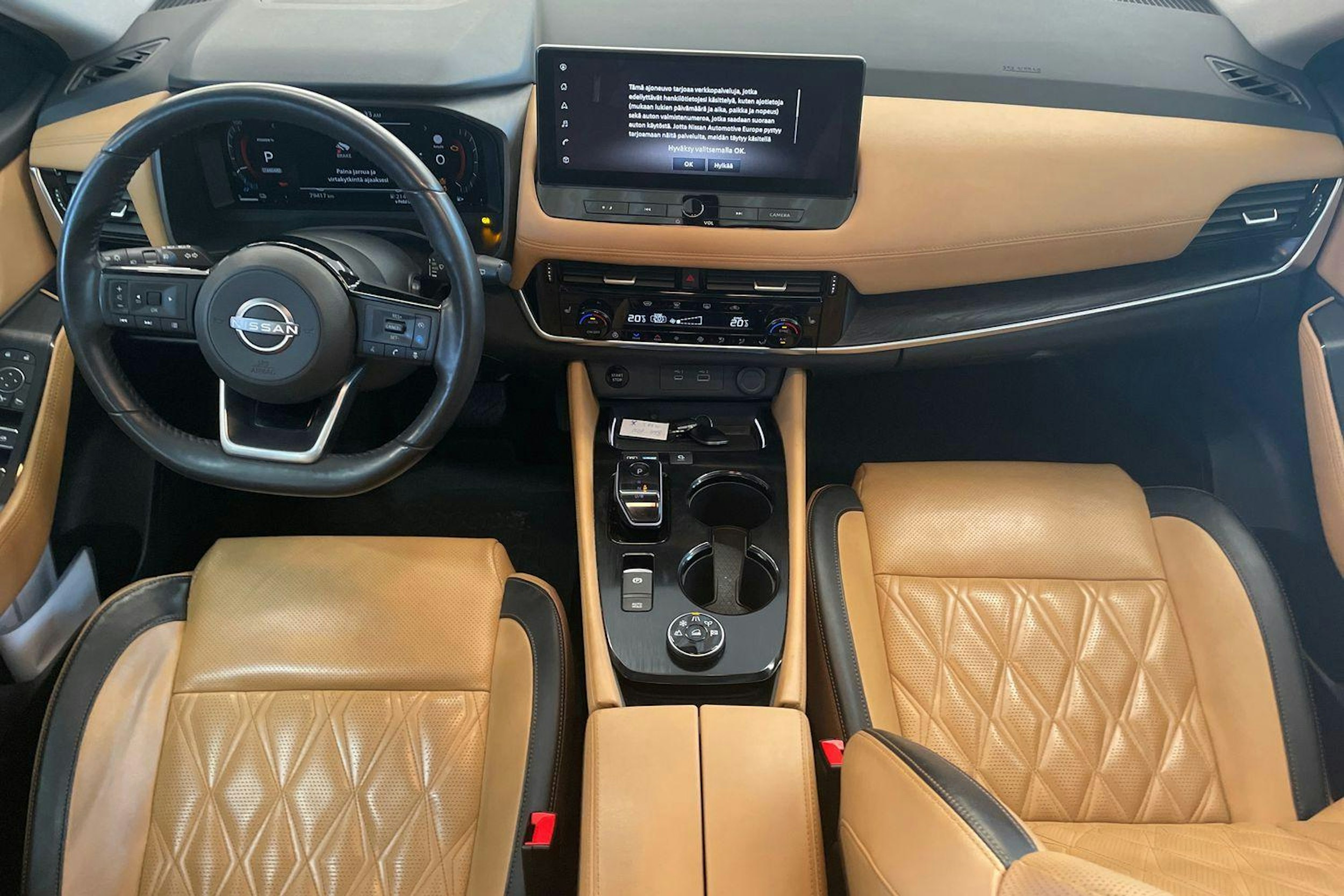 valkoinen Nissan X-TRAIL 2023 kuva 9.