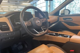 valkoinen Nissan X-TRAIL 2023 kuva 17.