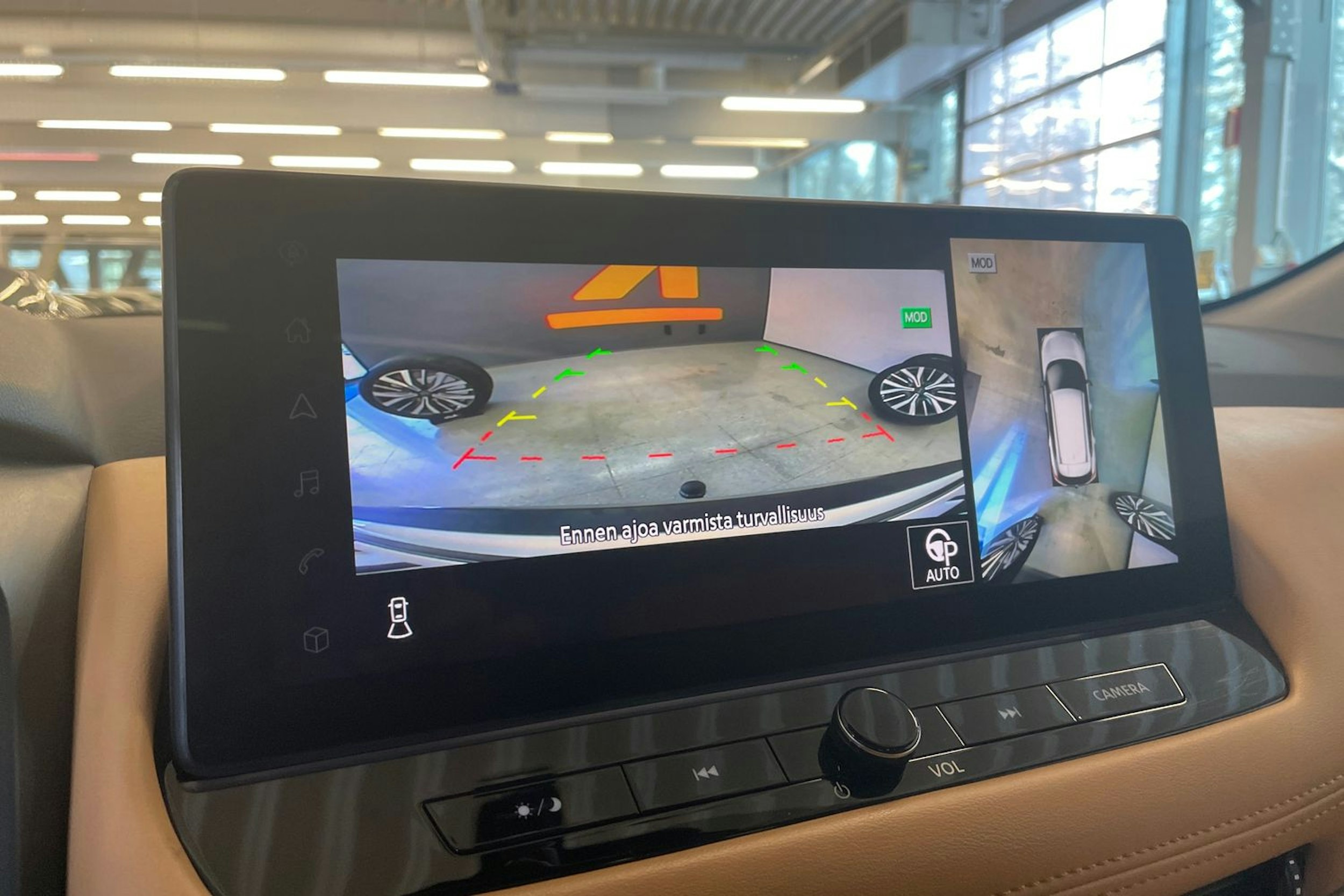 valkoinen Nissan X-TRAIL 2023 kuva 23.