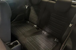 Valkoinen Opel Adam 2013 kuva 8.