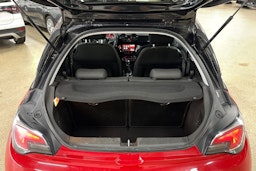 Punainen Opel Adam 2015 kuva 24.