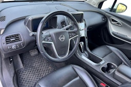valkoinen Opel Ampera 2012 kuva 3.