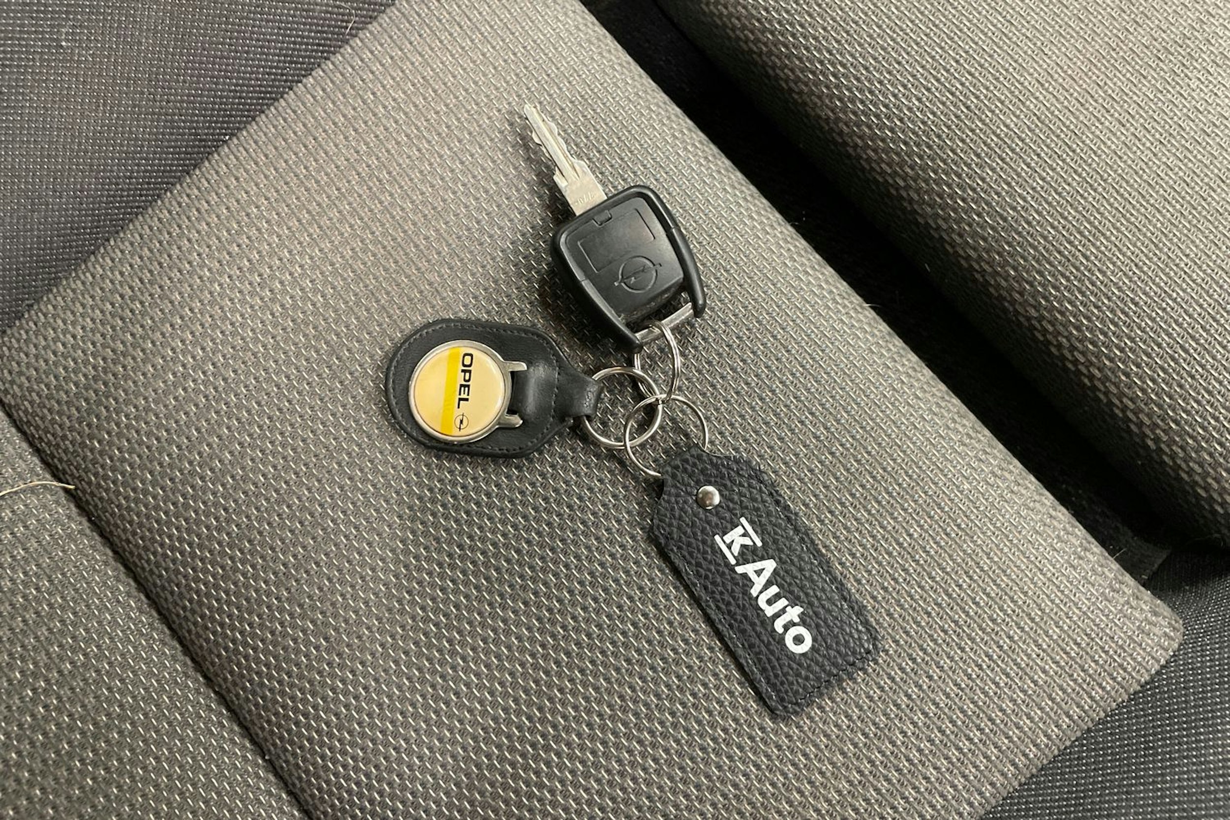 hopea Opel Astra 2001 kuva 44.