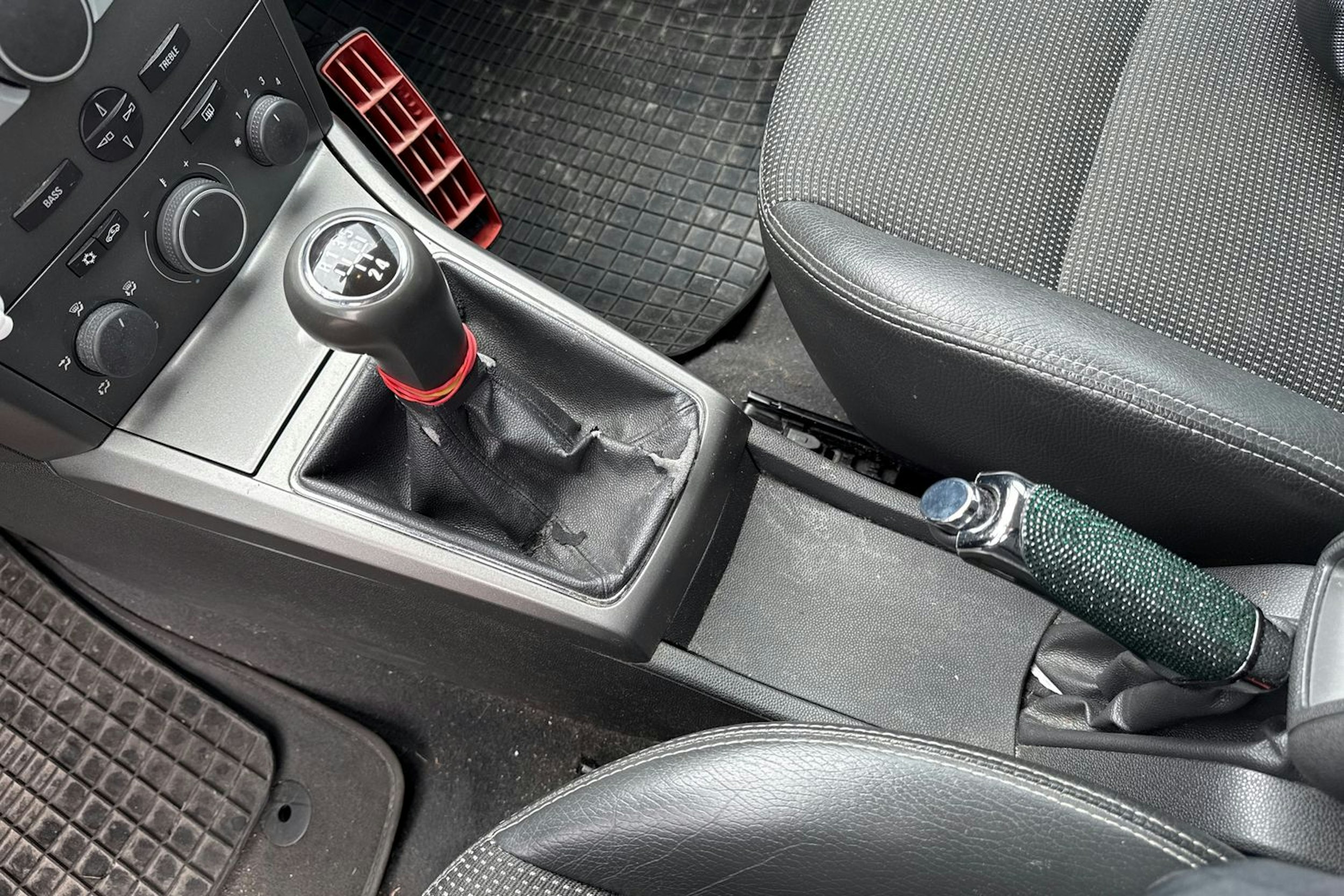 hopea Opel Astra 2004 kuva 17.