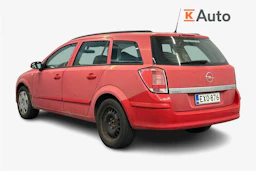 punainen Opel Astra 2005 kuva 5.