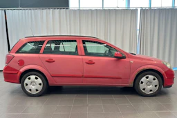 punainen Opel Astra 2005 kuva 8.