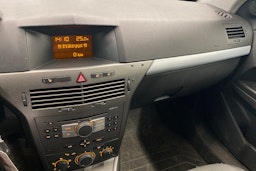 Ruskea (beige) Opel ASTRA 2005 kuva 14.