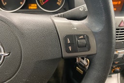 Ruskea (beige) Opel ASTRA 2005 kuva 19.