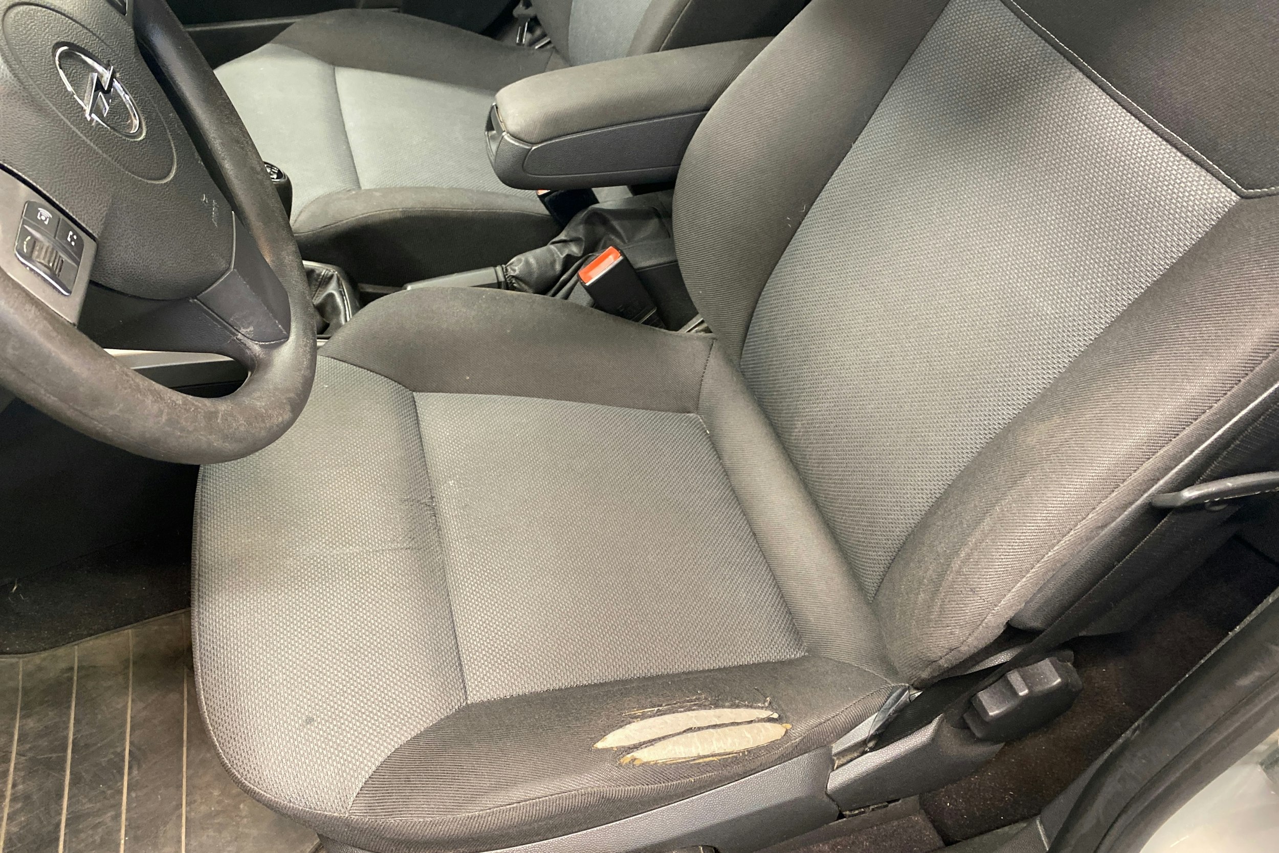 Ruskea (beige) Opel ASTRA 2005 kuva 20.