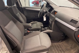 Ruskea (beige) Opel ASTRA 2005 kuva 24.