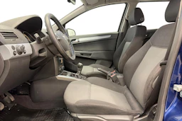 sininen Opel Astra 2006 kuva 8.