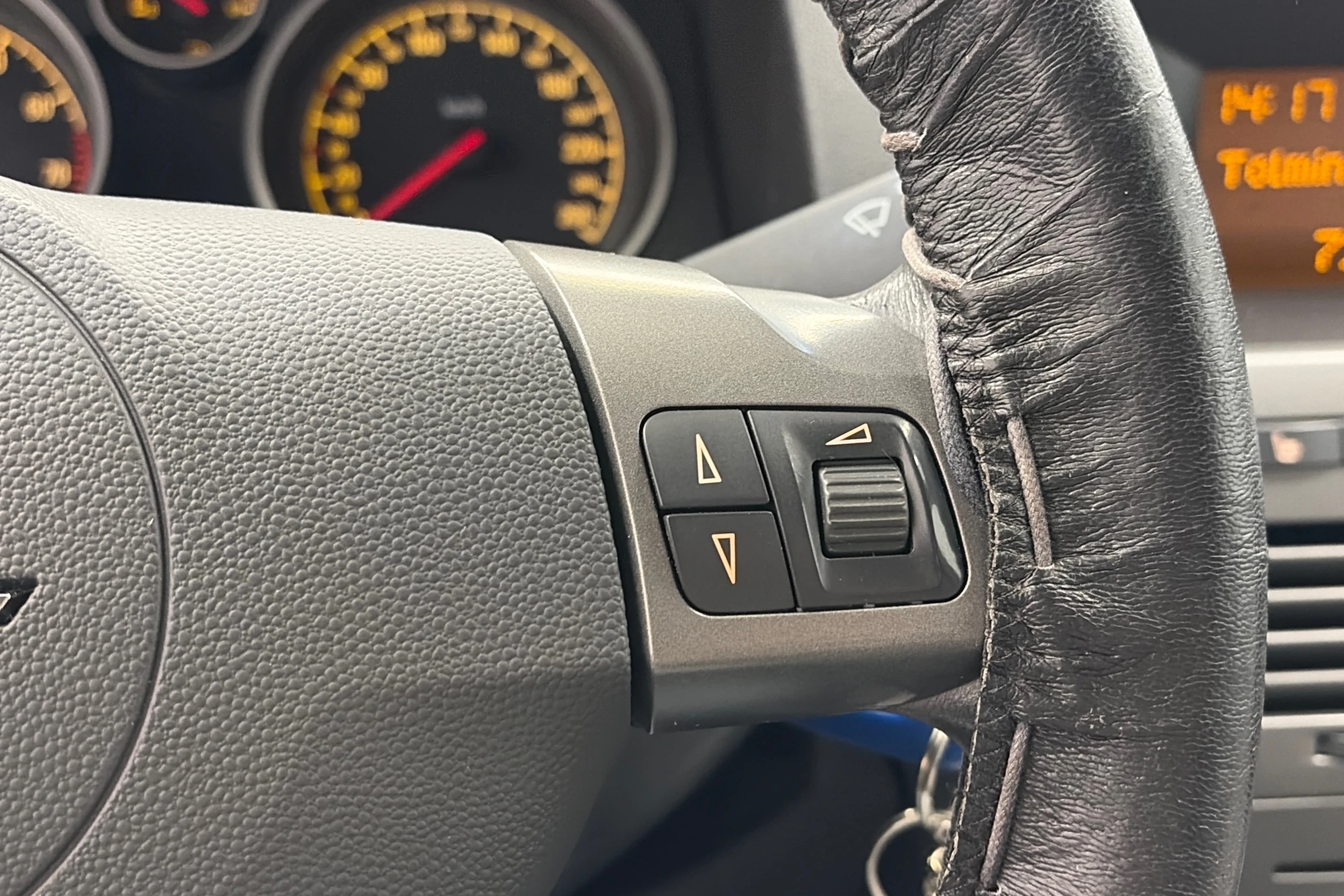 sininen Opel Astra 2006 kuva 21.