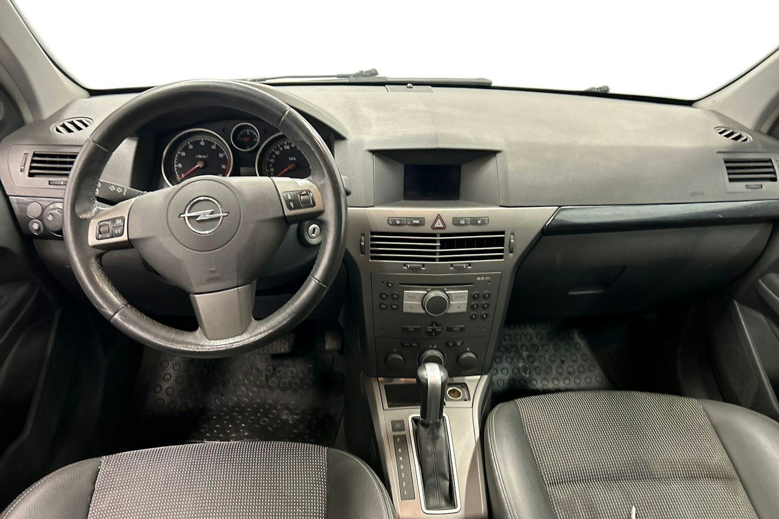 hopea Opel Astra 2006 kuva 6.