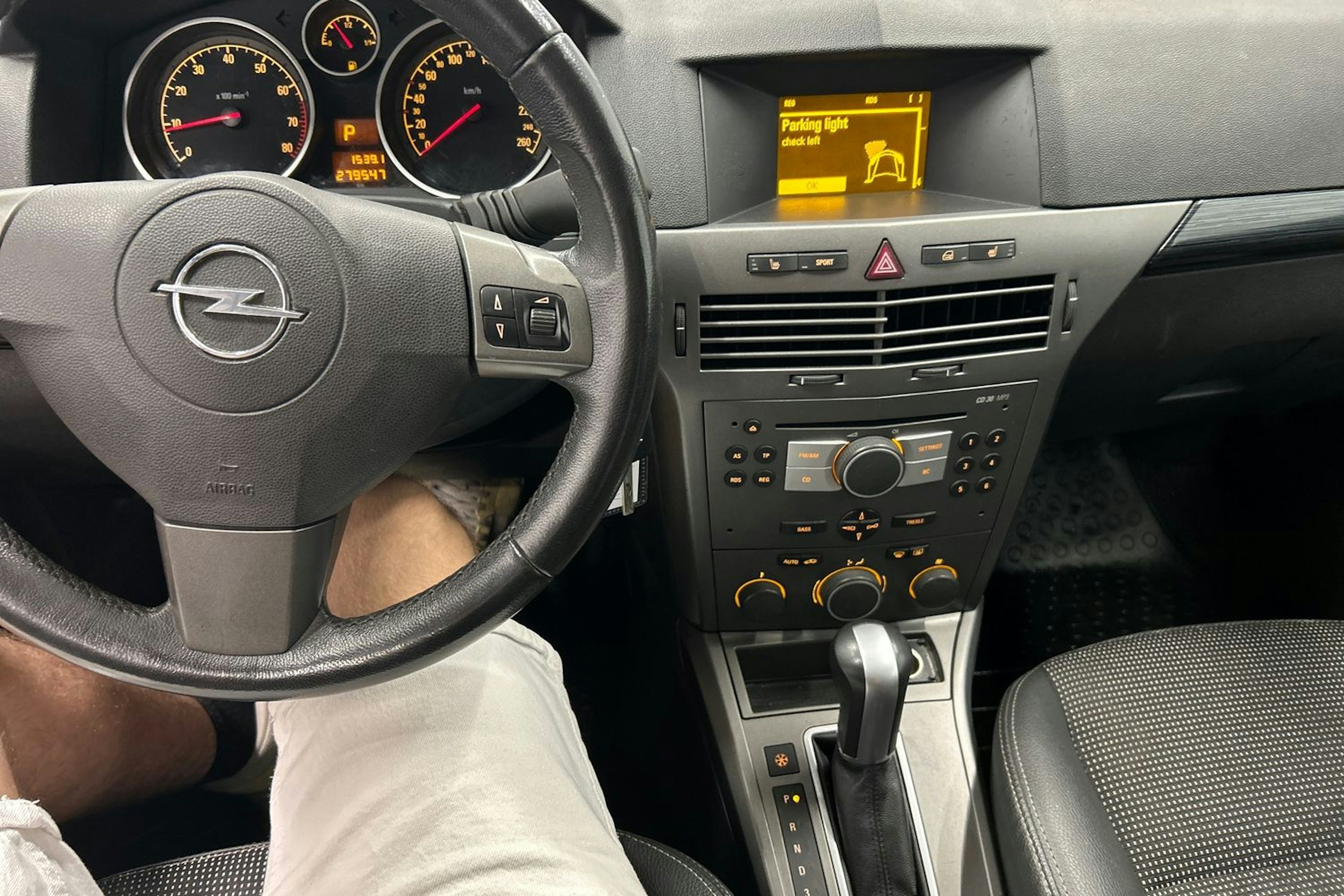 hopea Opel Astra 2006 kuva 17.