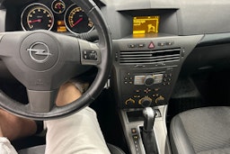 hopea Opel Astra 2006 kuva 17.