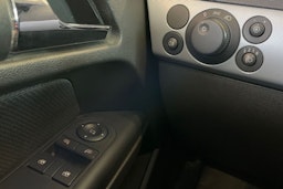 sininen Opel Astra 2006 kuva 19.
