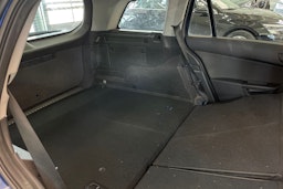 sininen Opel Astra 2006 kuva 23.