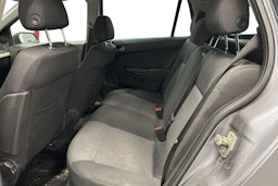 harmaa Opel Astra 2008 kuva 8.