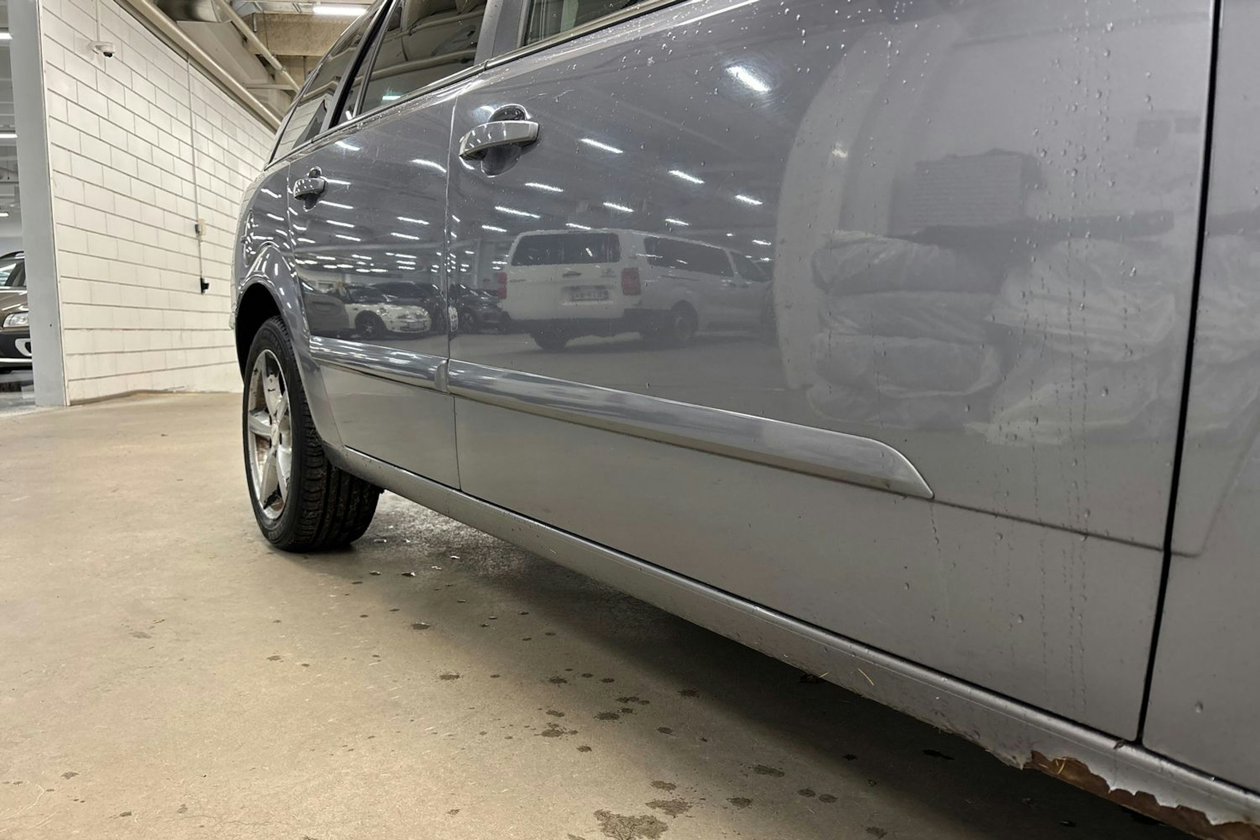 harmaa Opel Astra 2008 kuva 23.