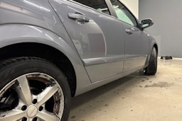 harmaa Opel Astra 2008 kuva 24.