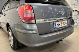 harmaa Opel Astra 2008 kuva 26.