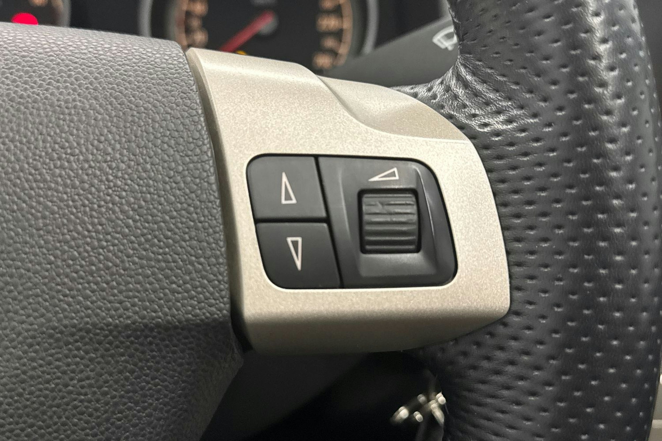 hopea Opel Astra 2008 kuva 19.