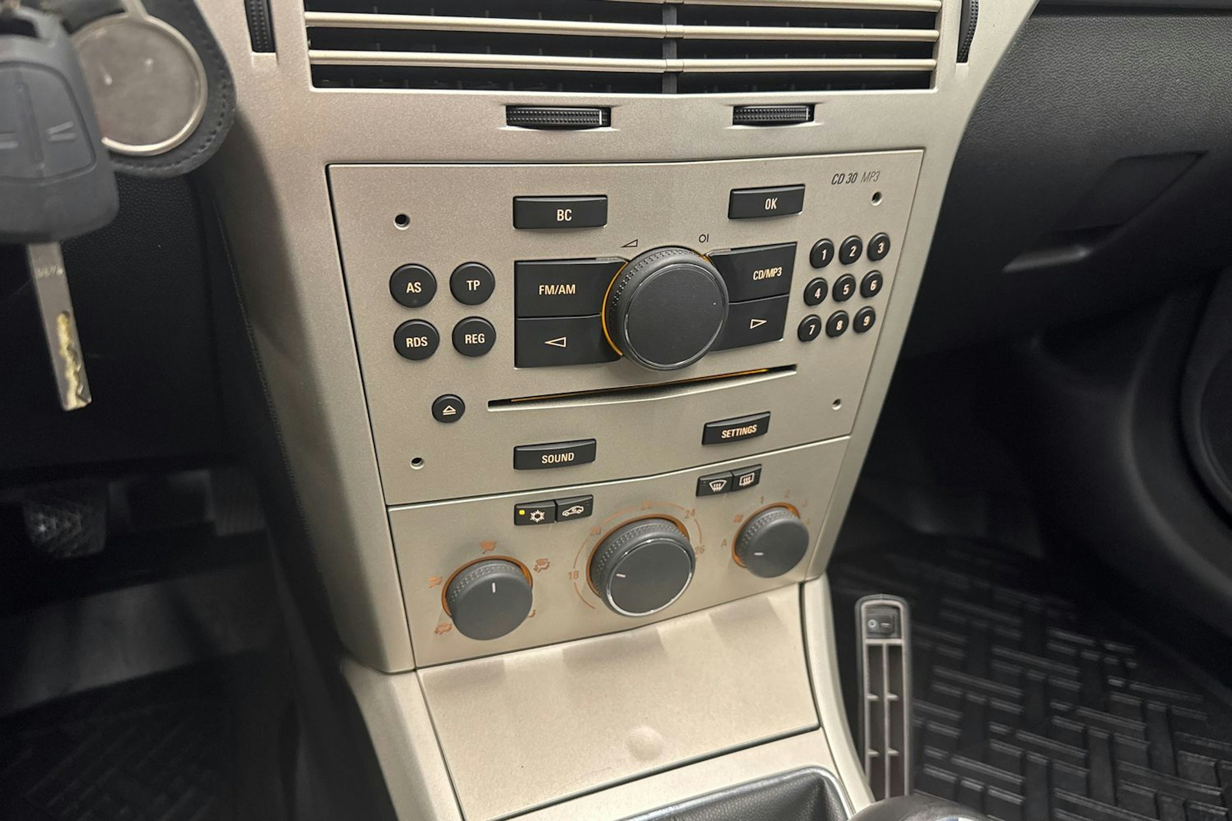 hopea Opel Astra 2008 kuva 21.
