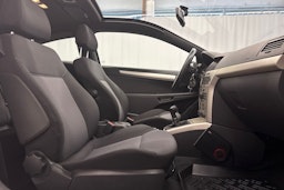 hopea Opel Astra 2008 kuva 25.