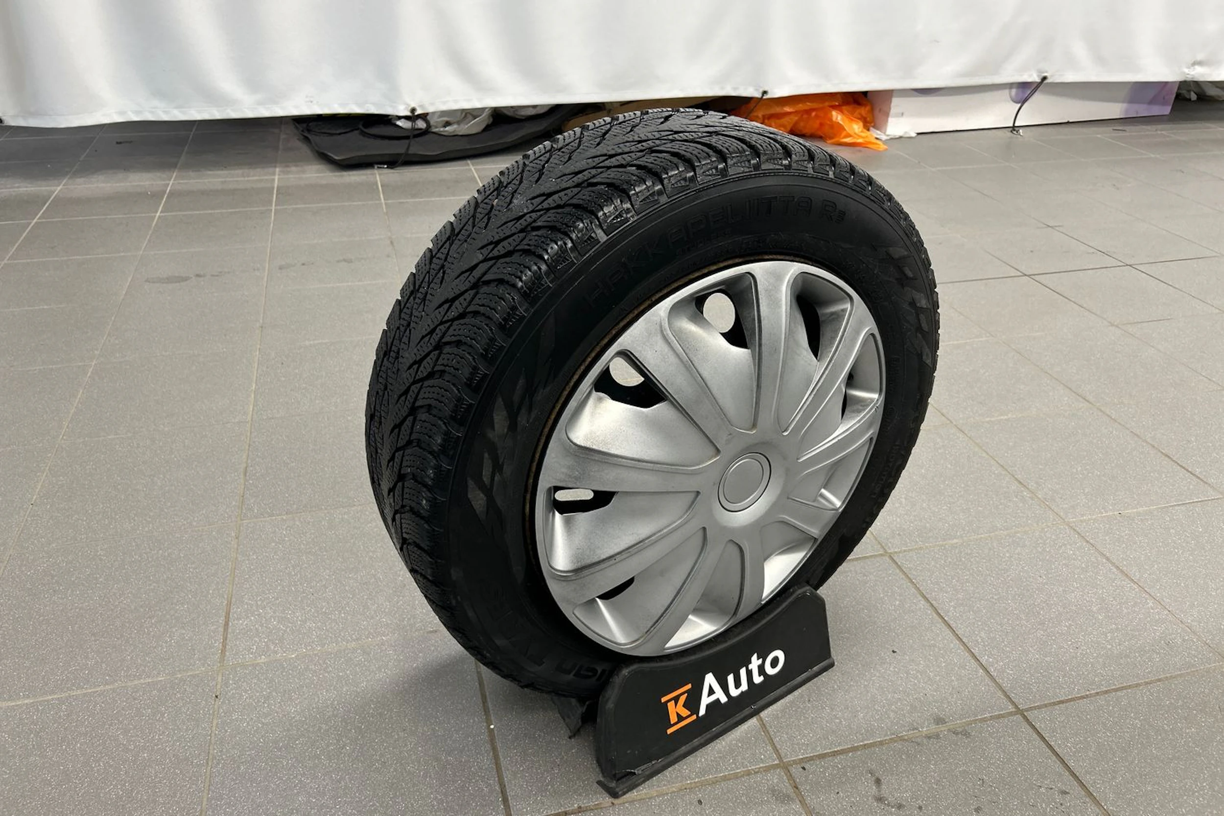 harmaa Opel Astra 2010 kuva 14.