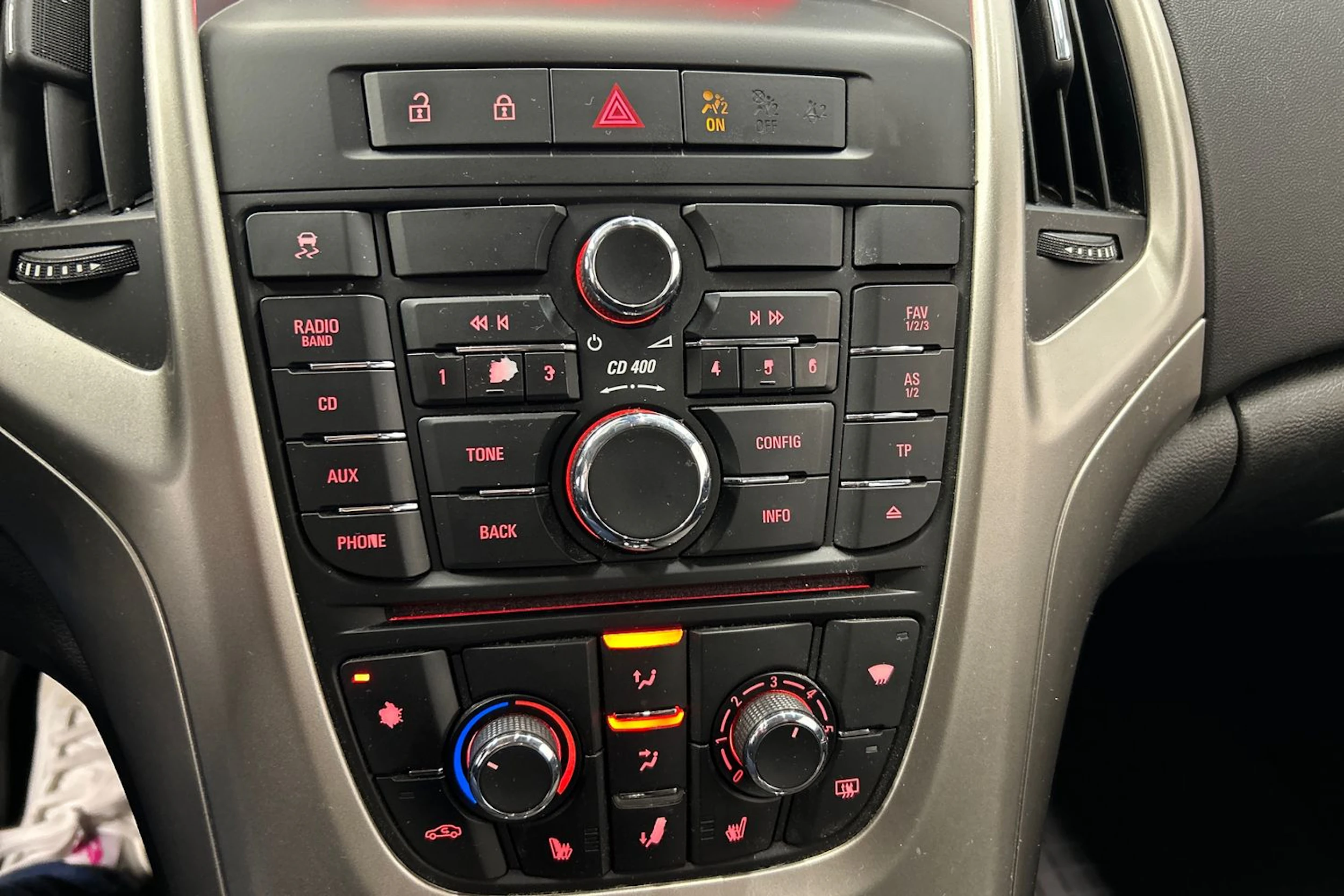 harmaa Opel Astra 2010 kuva 19.