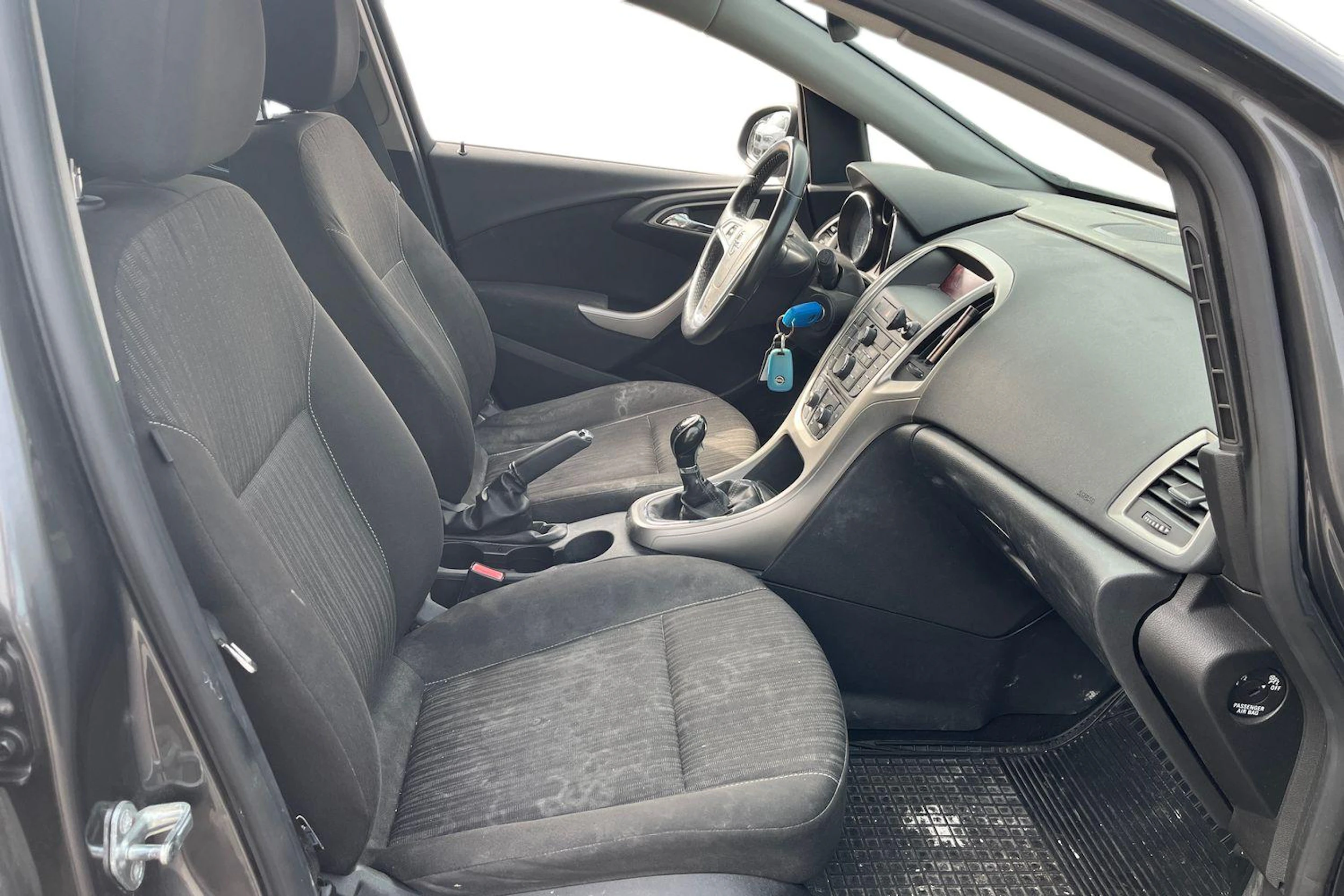 harmaa Opel Astra 2010 kuva 8.