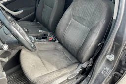 harmaa Opel Astra 2010 kuva 22.