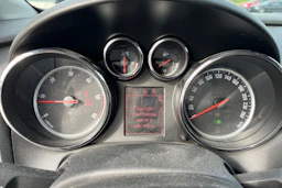 harmaa Opel Astra 2010 kuva 23.