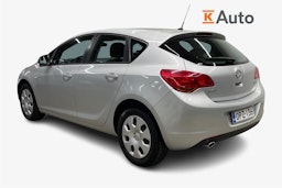 Hopea Opel ASTRA 2010 kuva 2.