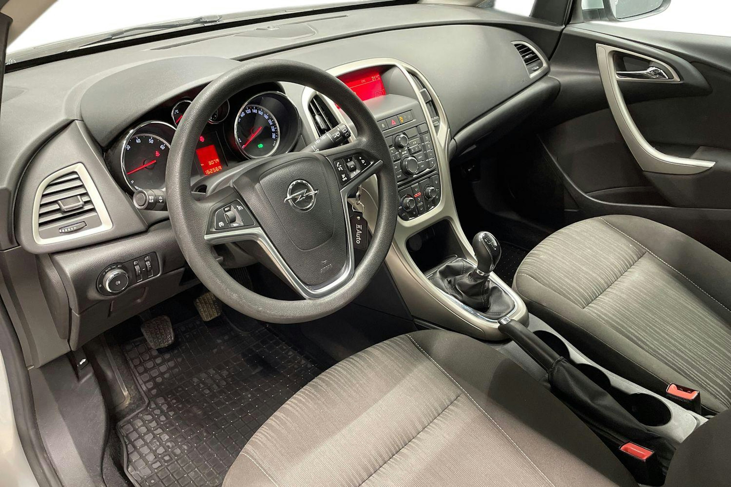 Hopea Opel ASTRA 2010 kuva 7.