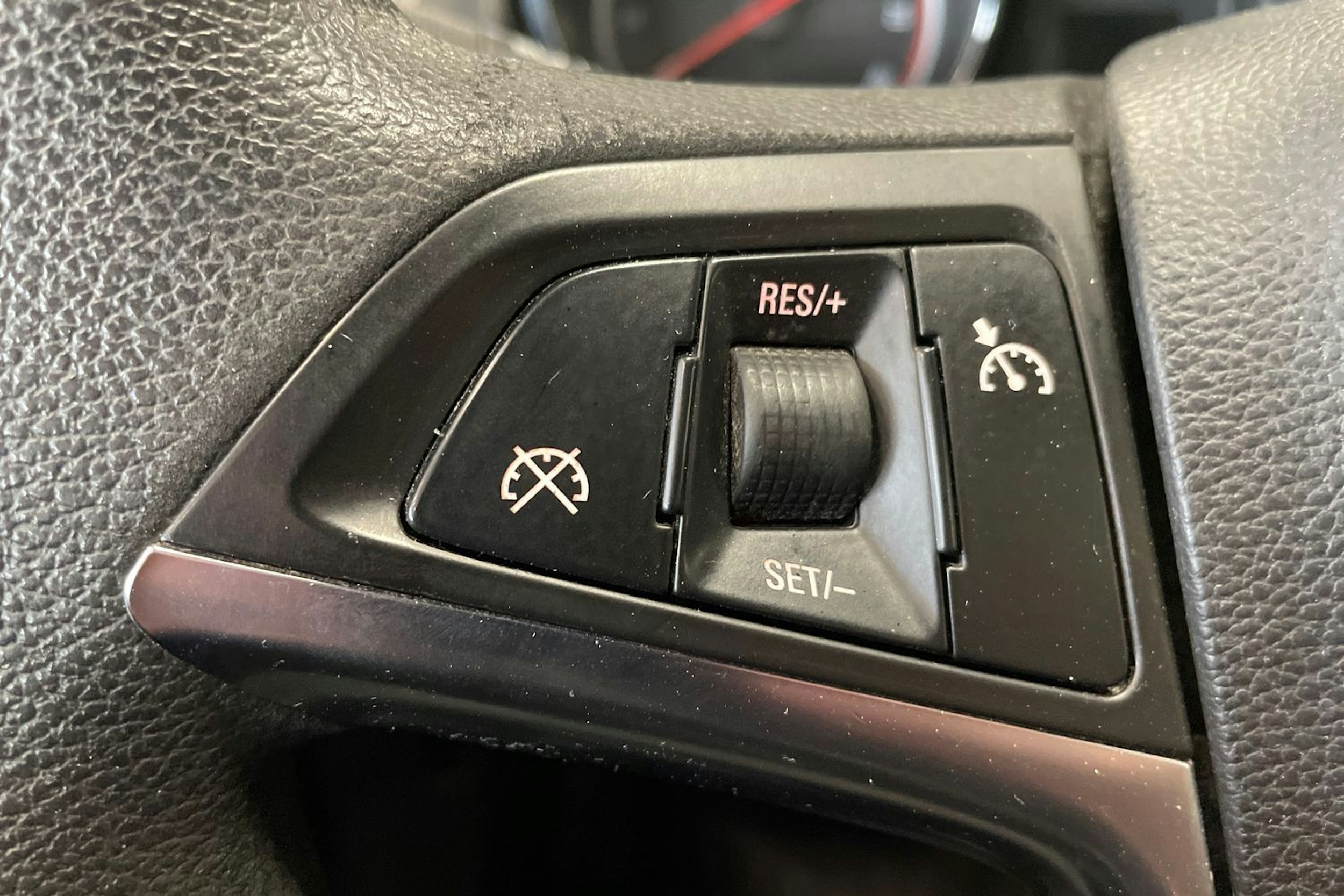 hopea Opel Astra 2010 kuva 17.