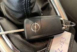 hopea Opel Astra 2010 kuva 23.