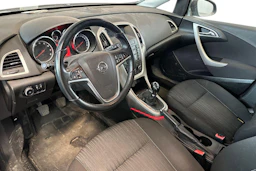 musta Opel Astra 2010 kuva 3.