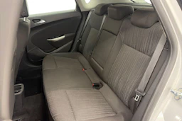 hopea Opel Astra 2011 kuva 8.