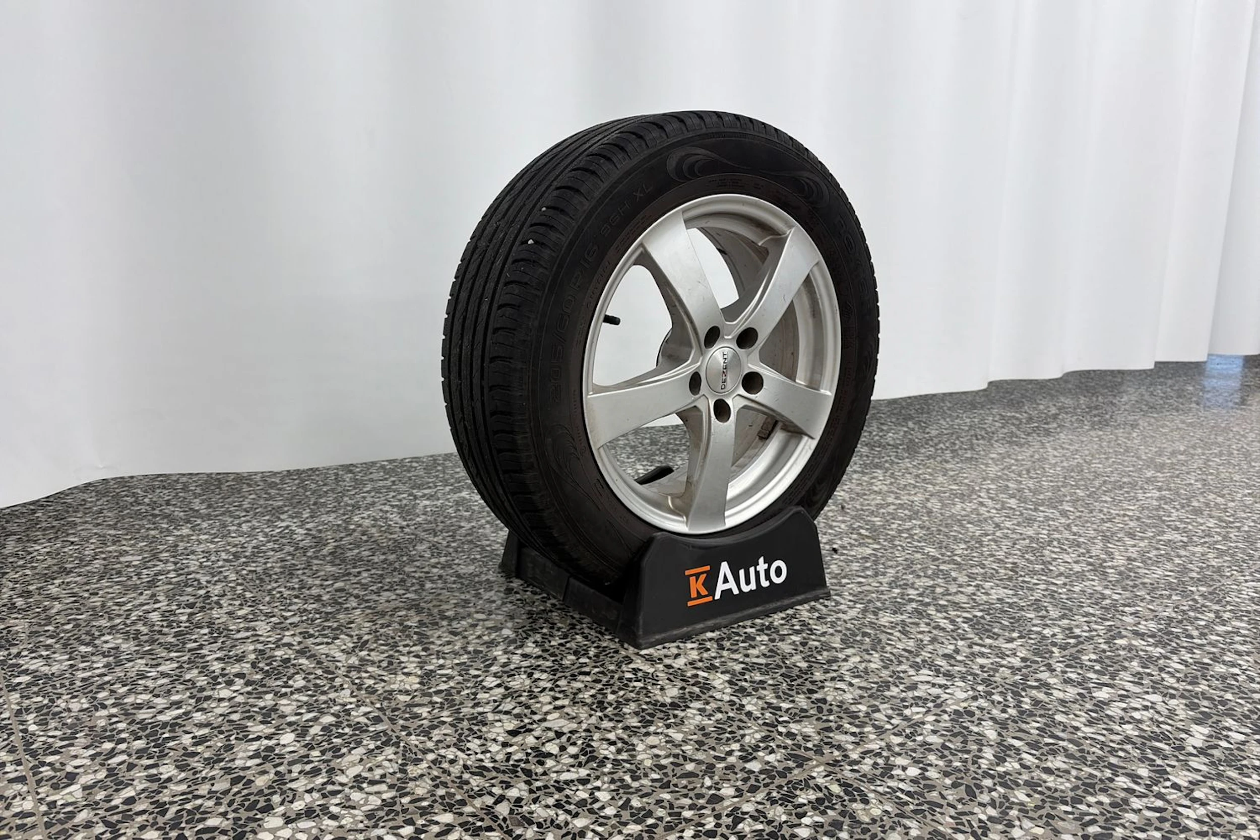 hopea Opel Astra 2011 kuva 10.