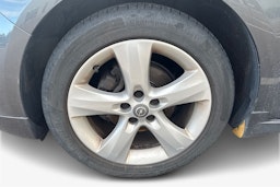 Harmaa Opel ASTRA 2011 kuva 11.