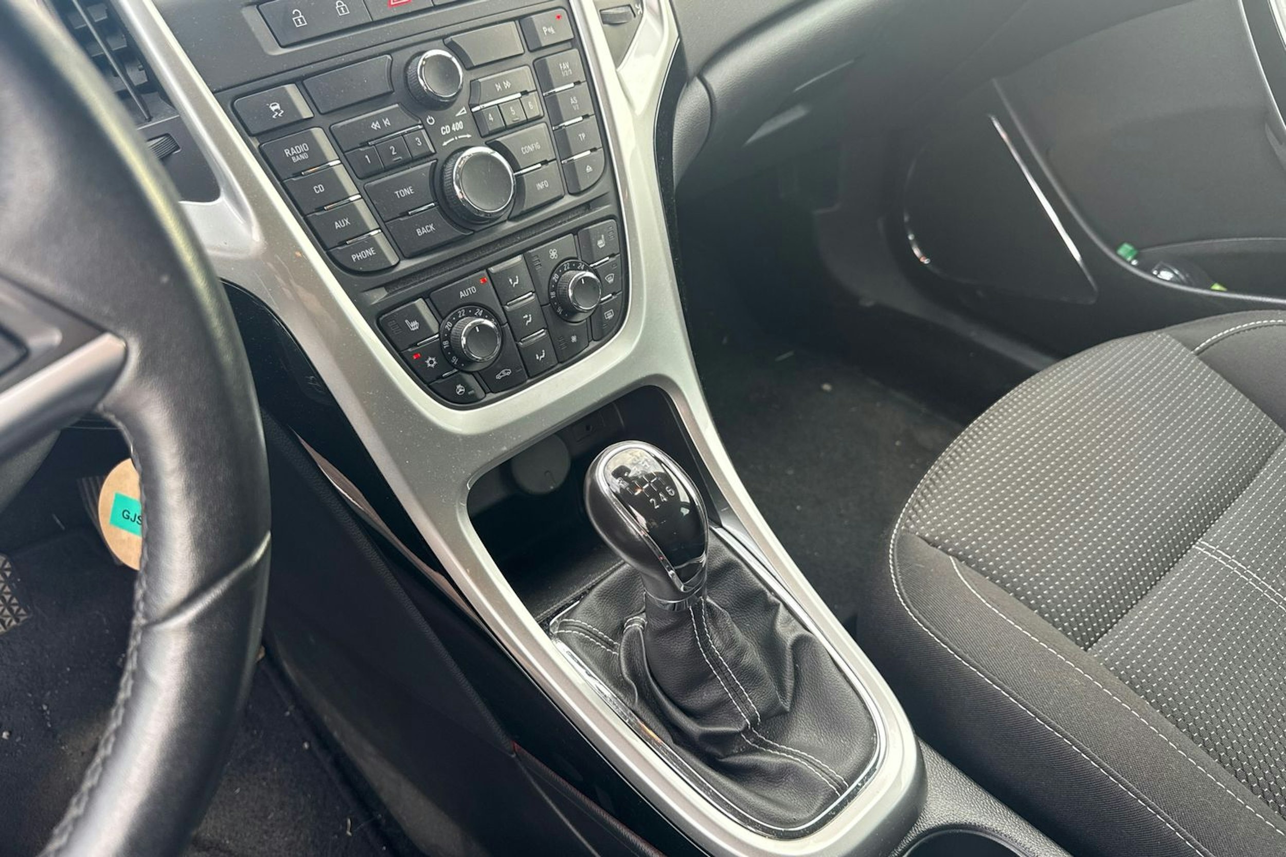 Harmaa Opel ASTRA 2011 kuva 18.