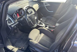 musta Opel Astra 2011 kuva 3.