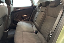 vihreä Opel Astra 2011 kuva 10.