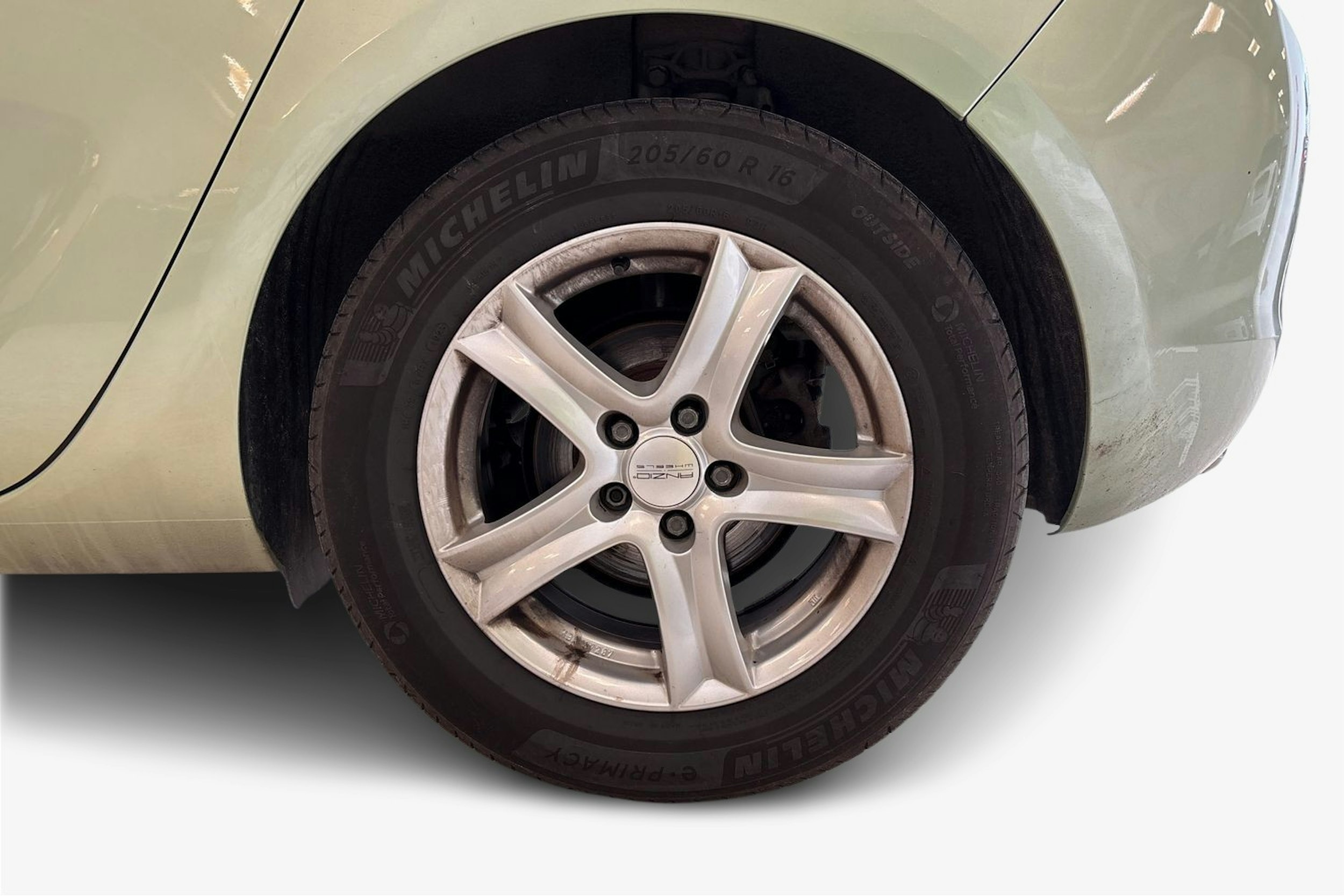 vihreä Opel Astra 2011 kuva 11.
