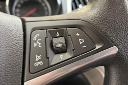 vihreä Opel Astra 2011 kuva 20.
