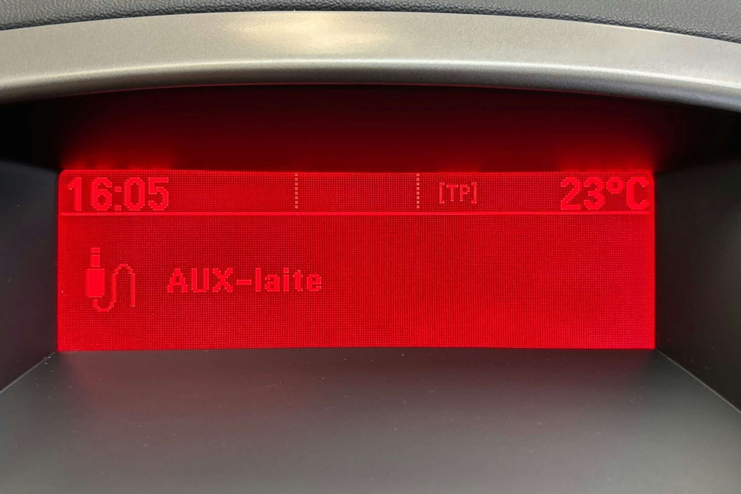 vihreä Opel Astra 2011 kuva 23.