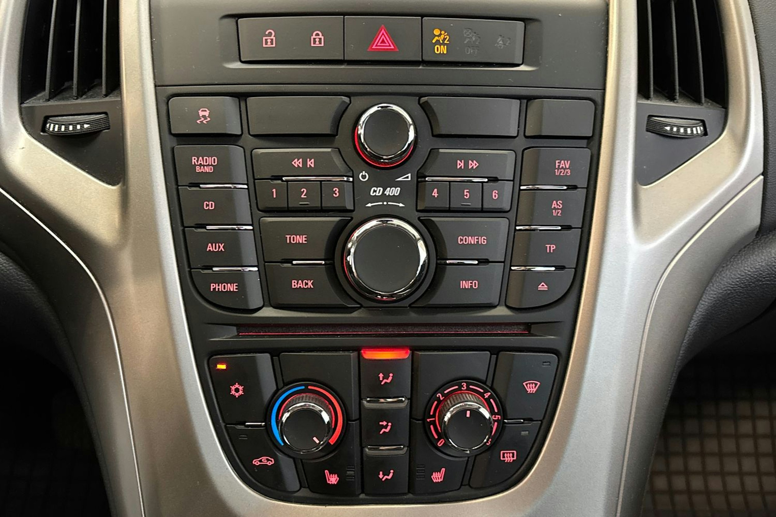 vihreä Opel Astra 2011 kuva 25.
