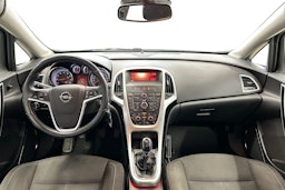 met. musta Opel Astra 2011 kuva 9.