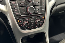 met. musta Opel Astra 2011 kuva 18.